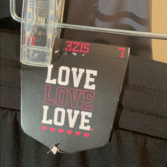 NEW-Black,White&Grey 2-Piece Sweatsuit Outfit! - Picture 13 of 14